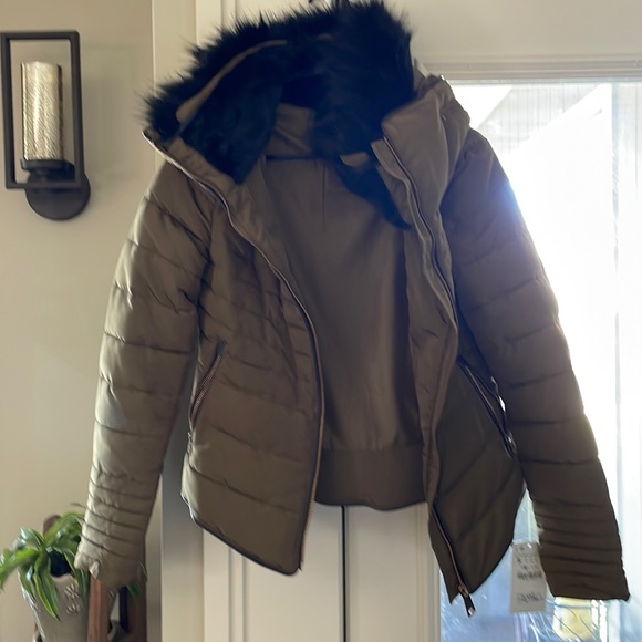Zara down jacket - Picture 2 of 9